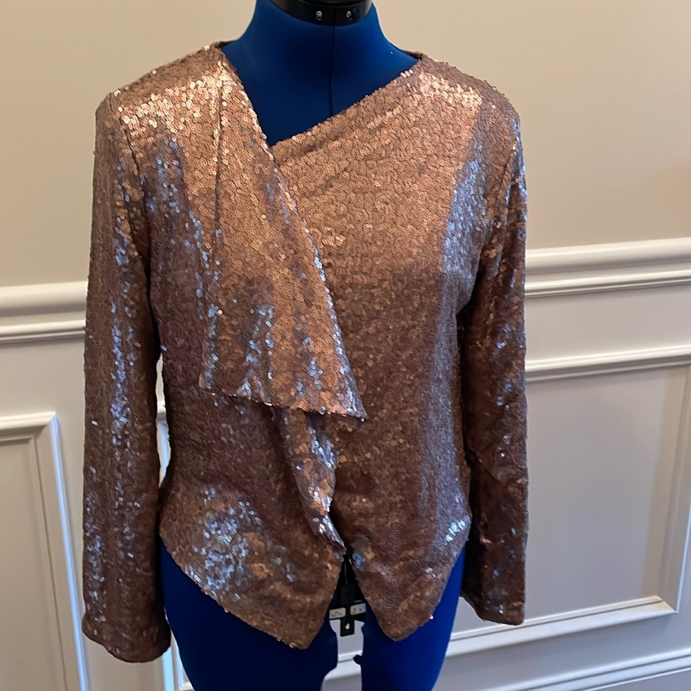 NWOT priced to sell Rosette Rose Gold Sequin Blazer Jacket, size M